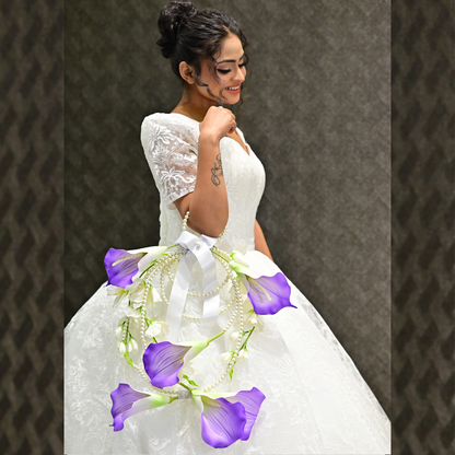 GownLink White and green color Bridal Bouquet B-59-1