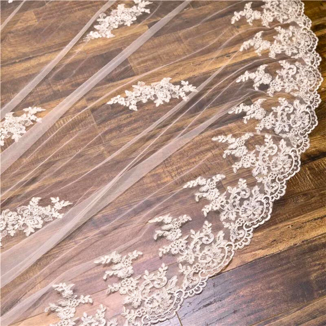 GownLink's Enchanting Radiance Exquisite Bridal 3.5mtr Veil with Comb and Adorned with Delicate Patches GLVB09D