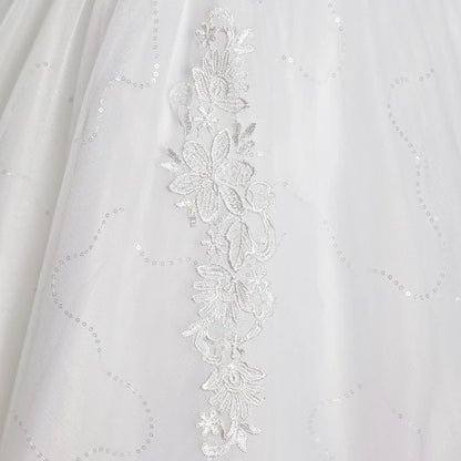 Close-up of leaf and floral detail on Bridal Crown — GownLink GF042