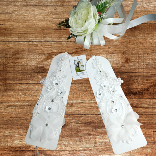 GownLink's Enchantingly Beautiful Bridal Gloves with Petals and Stone G11