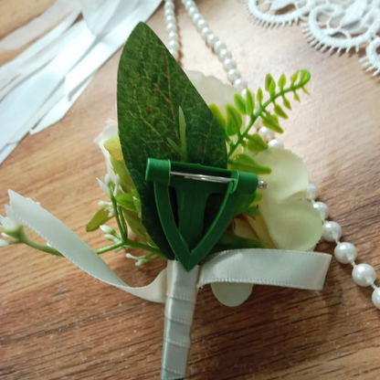 GownLink Boutonniere CF-106