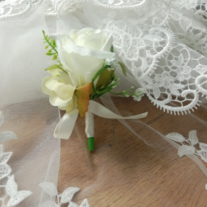 GownLink Boutonniere CF-106