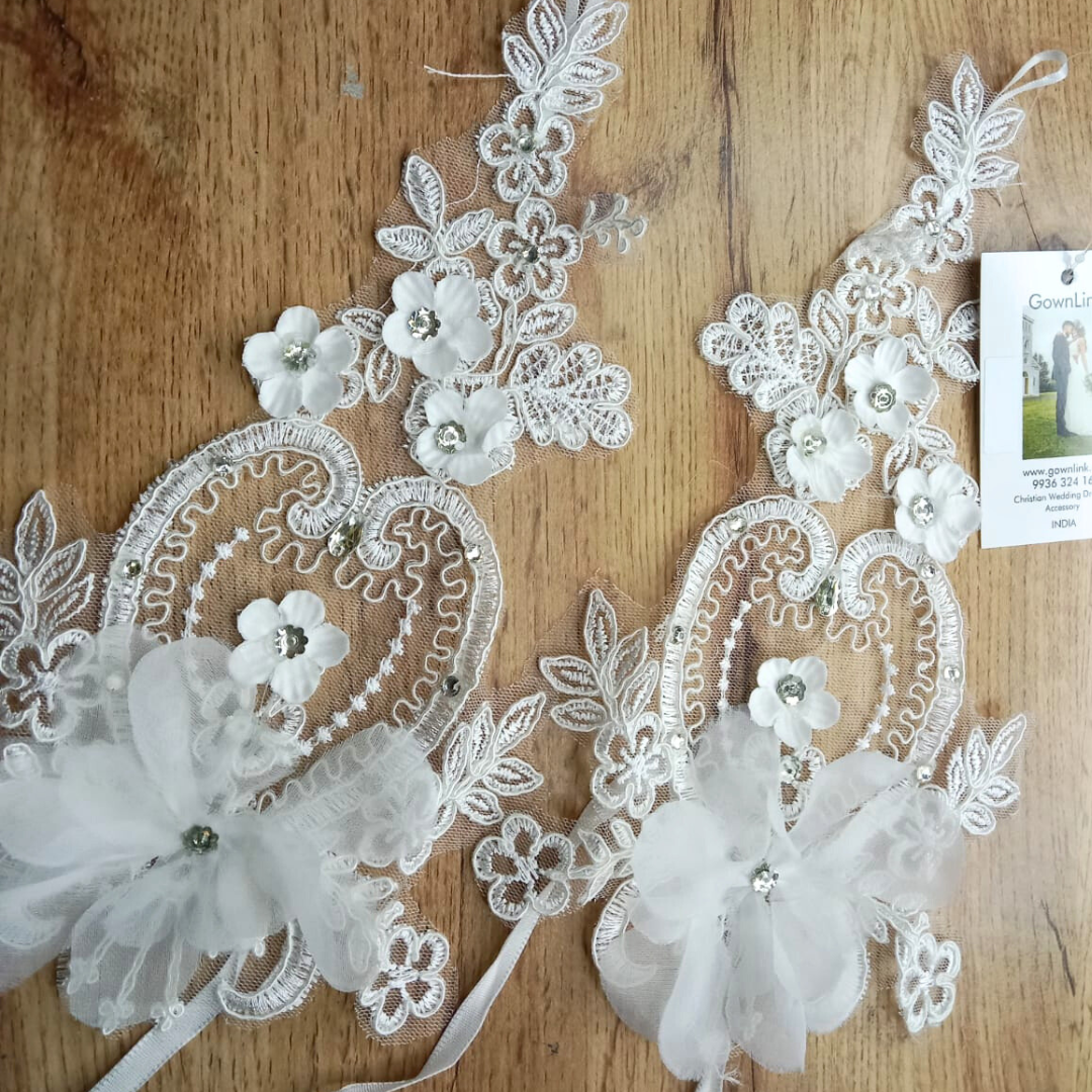 GownLink's Enchantingly Beautiful Bridal Gloves with Petals and Stone G11