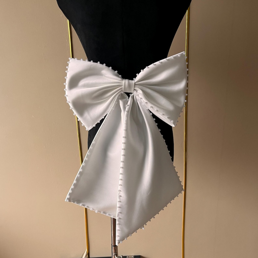 GownLink,s Short Detachable Bow for wedding dress