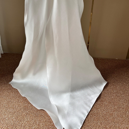 GownLink,s detachable wedding dress bow, Satin detachable bridal bow, Ivory Bow with Train, Removable bridal bow-GLSDB