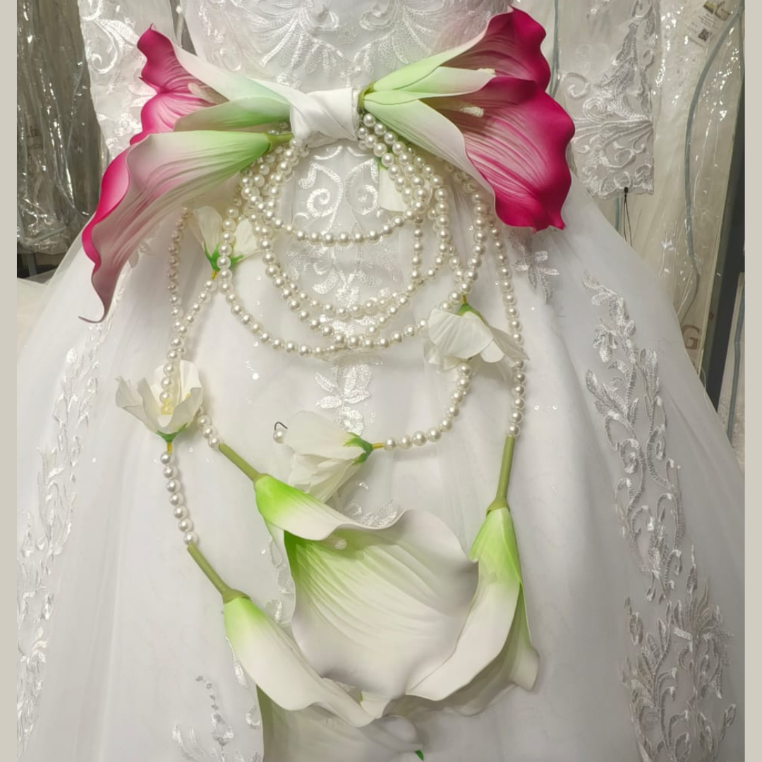 GownLink's Majestic Harmony Elegant Bridal Bouquet with green and white Flowers B-butterfly