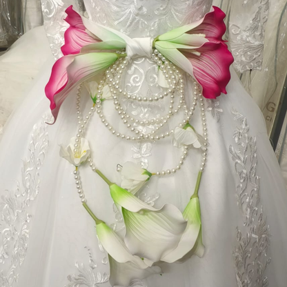 GownLink's Majestic Harmony Elegant Bridal Bouquet with green and white Flowers B-butterfly