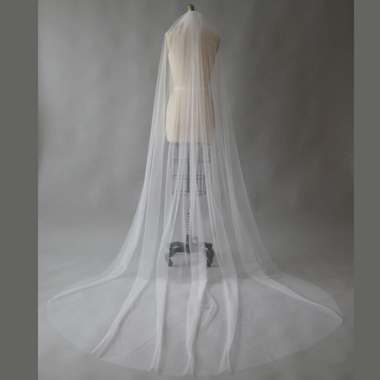 GownLink's Admirable Cathedral Long Bridal Veil for Christian & Catholic Weddings GLVHMN1