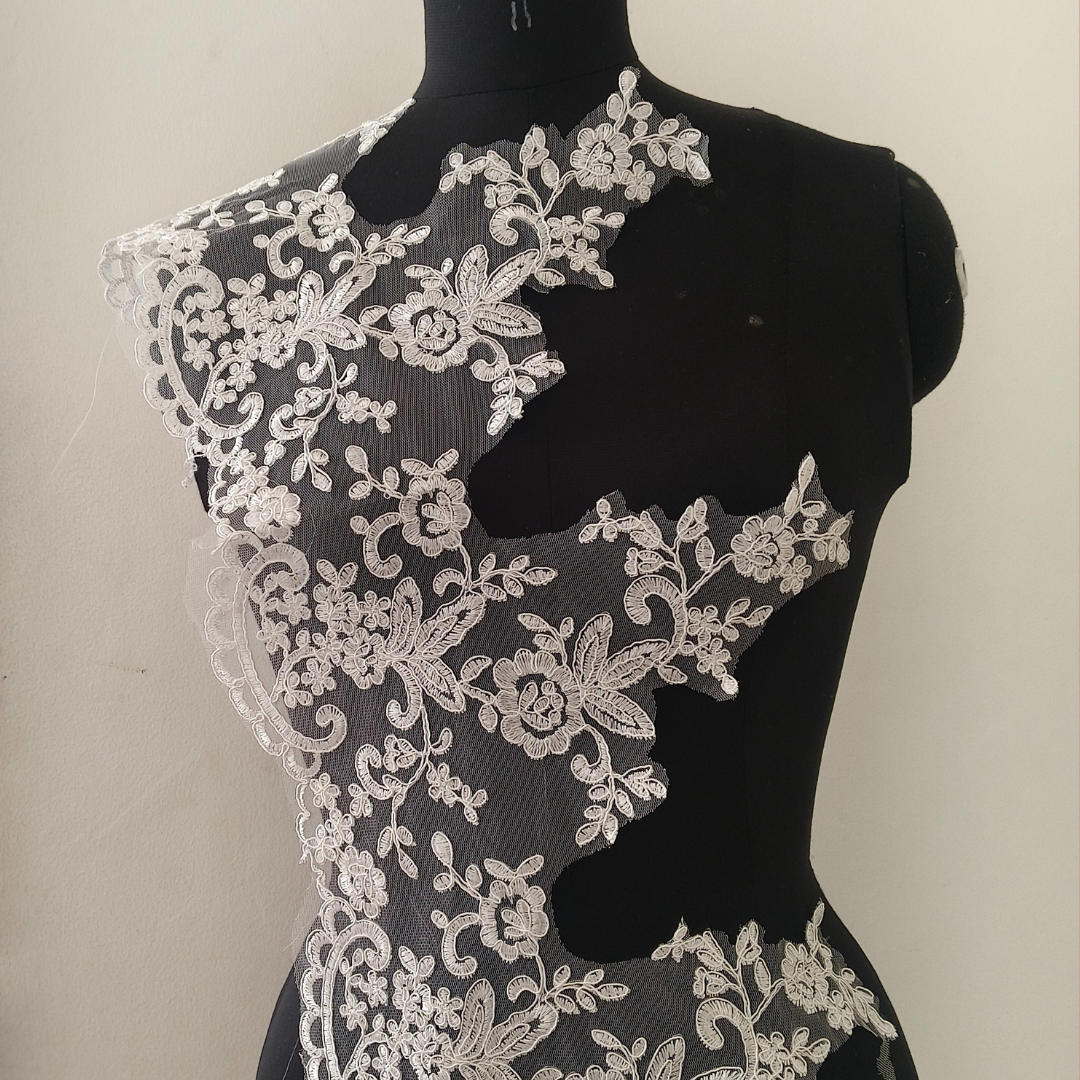 GLHS14-White Lace Border for Wedding Dresses