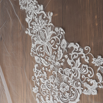 GownLink - White Lace Border with Wedding gown- GLVLQD2 Lace