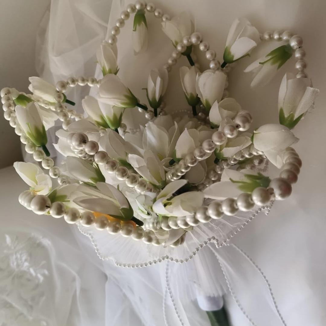 GownLink Trending Bridal Bouquet B-101