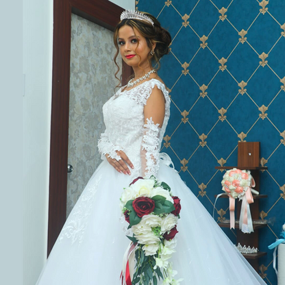 GownLink White Train Wedding Gown  GLVLQD09T