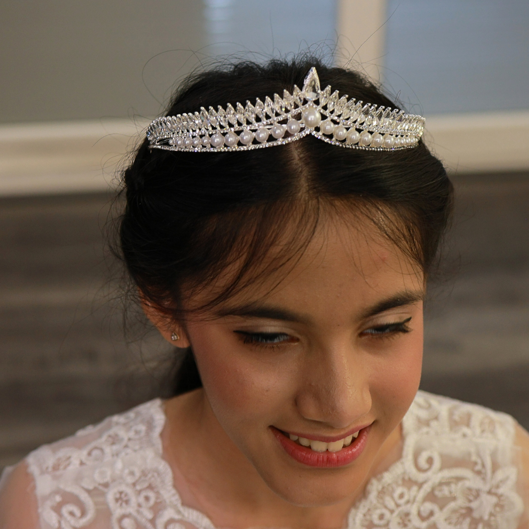 GownLink Bridal Crown Pearls and Gilded Leaves HLC-77