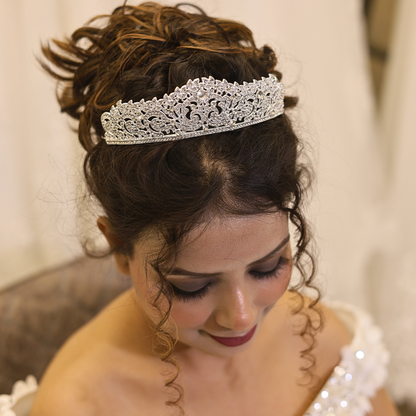 GownLink's  Luxurious Bridal Crown  C7
