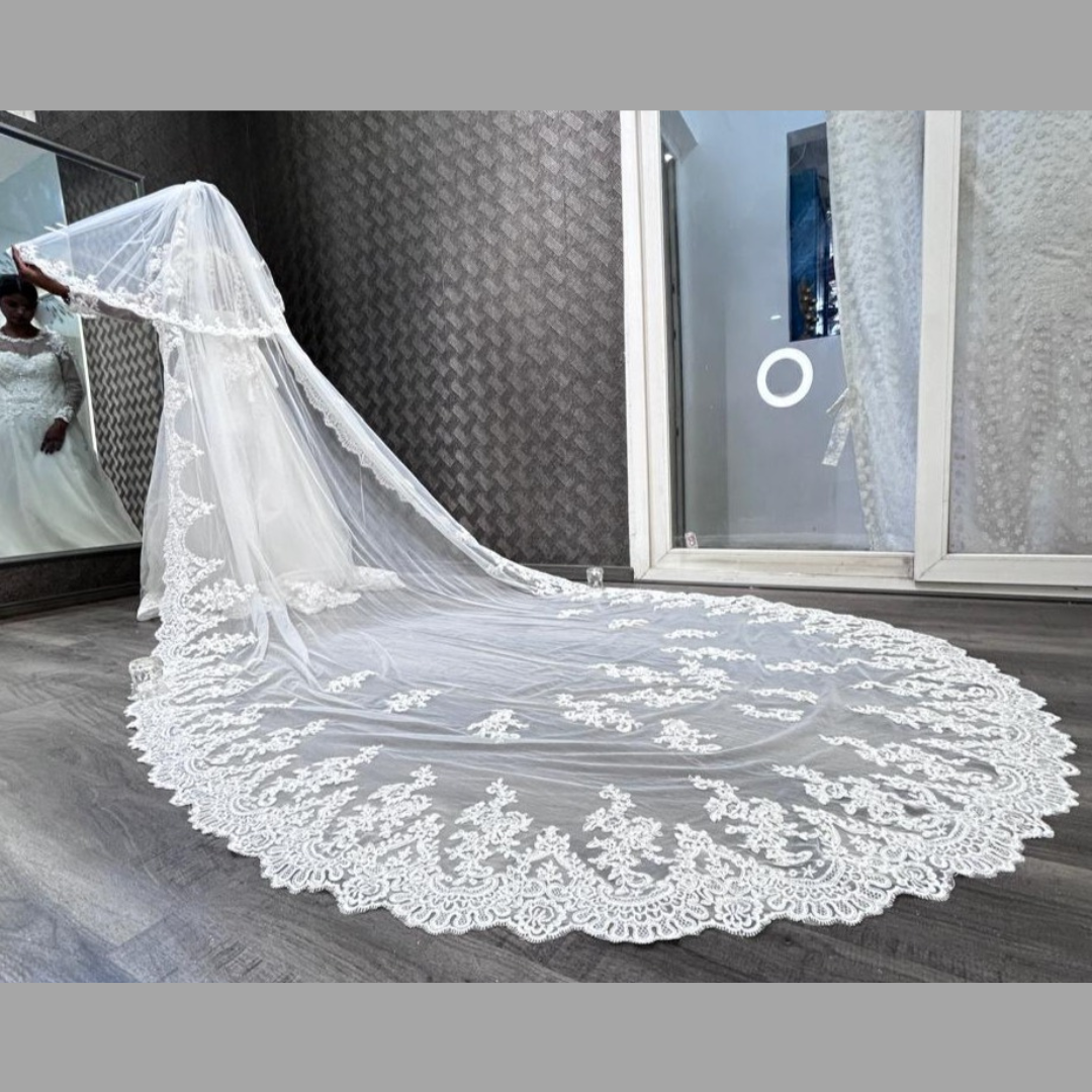 GownLink's Cathedral Bridal Long Veil with Comb and Front Face Layers for Christian & Catholic Weddings GLHL56 Length 3.5 Mtr
