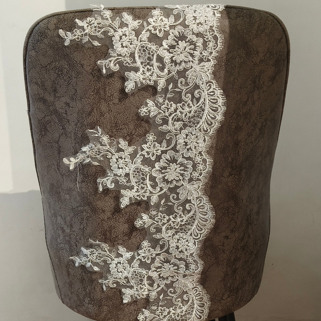 GownLink - FSM Beautiful White sign lace Border for Wedding Gown