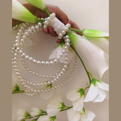 GownLink's Majestic Harmony Elegant Bridal Bouquet with green and white Flowers B-butterfly