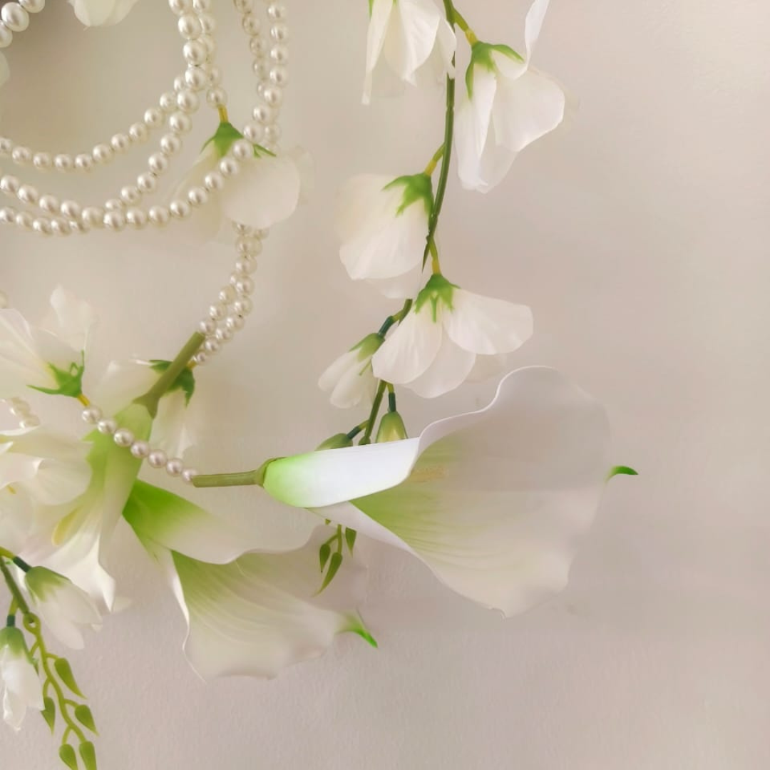 GownLink's Majestic Harmony Elegant Bridal Bouquet with green and white Flowers B-butterfly