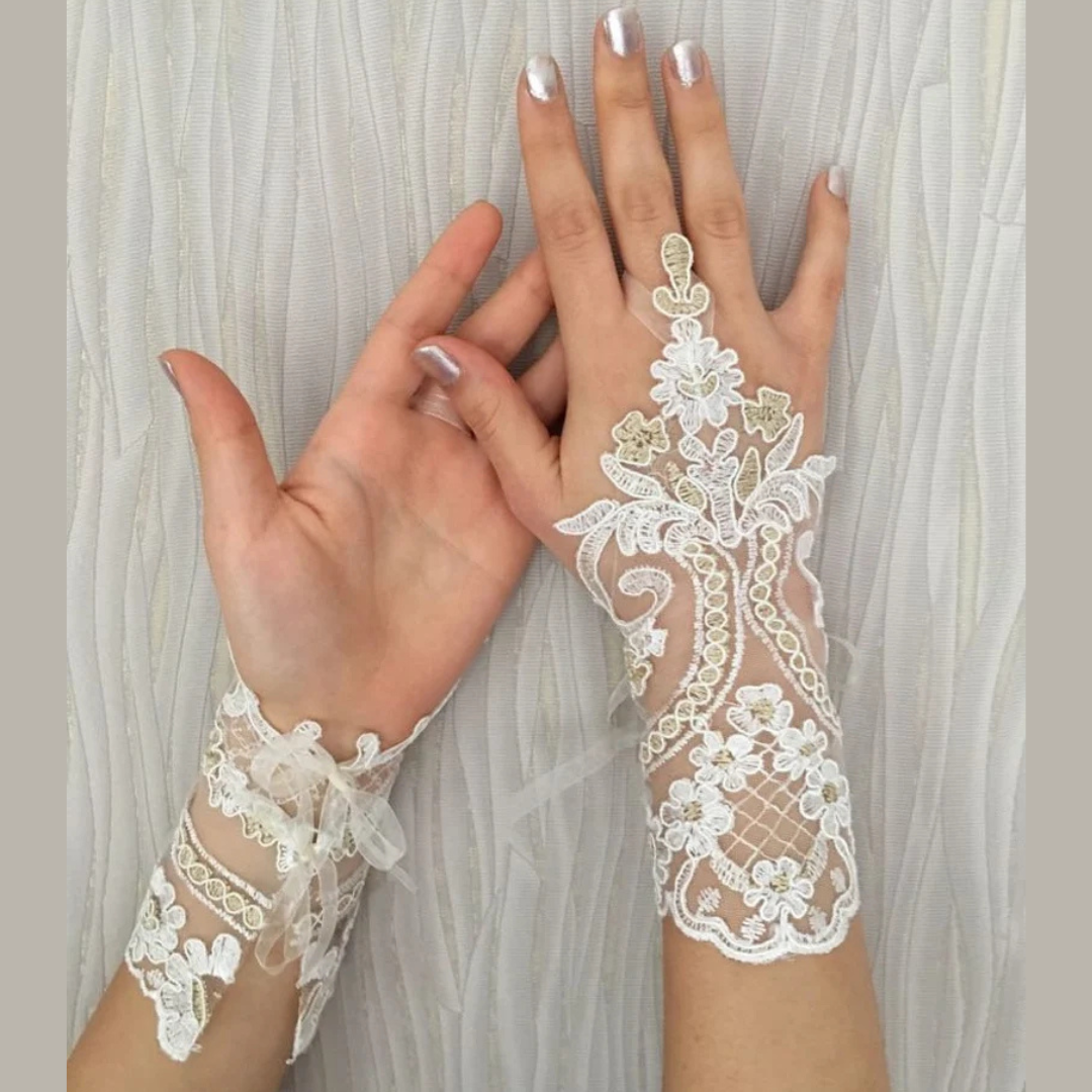 GownLink white Bridal Gloves for Wedding G98