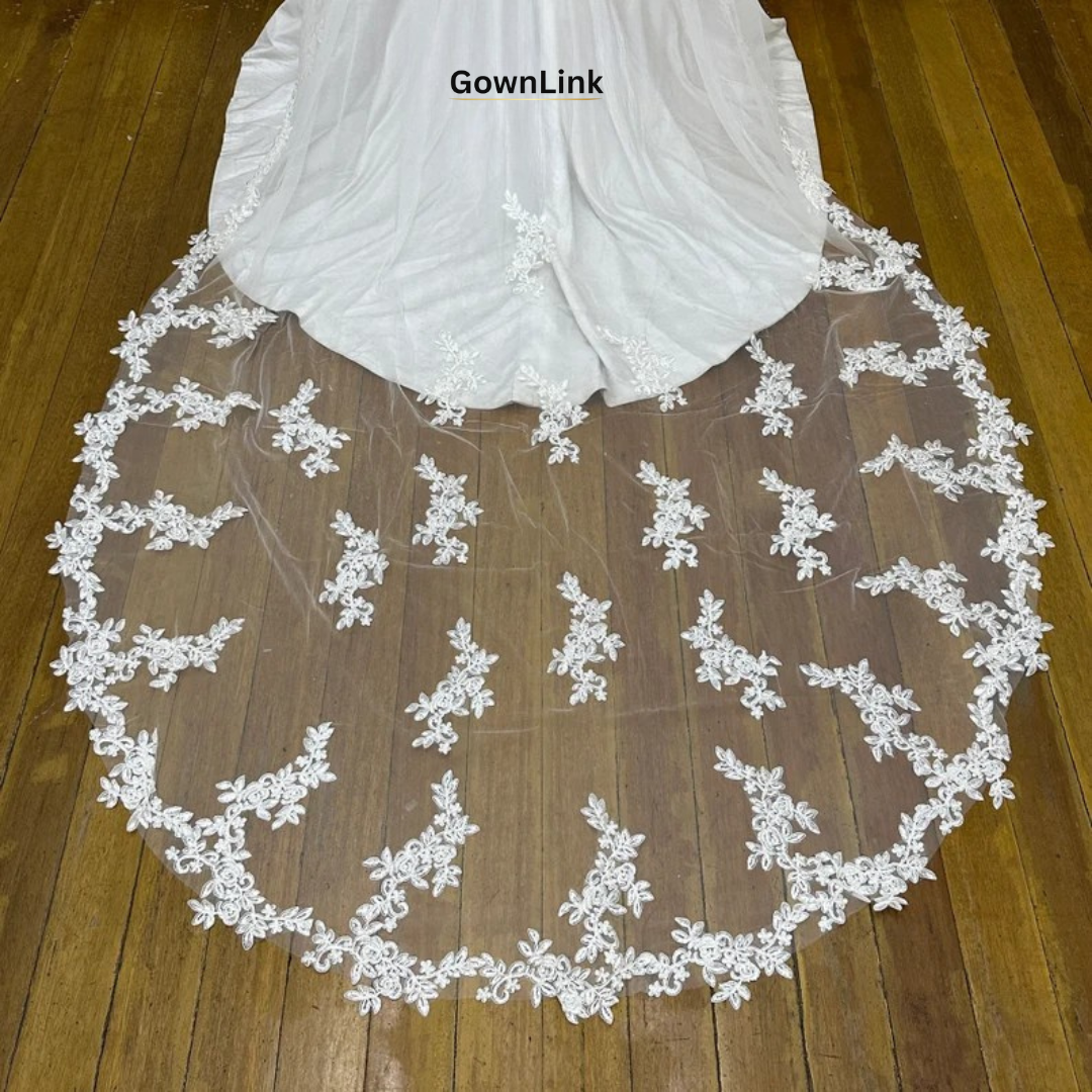 GownLink Wedding Long Cathedral 2 Tier Veil with Lace work GLV-12