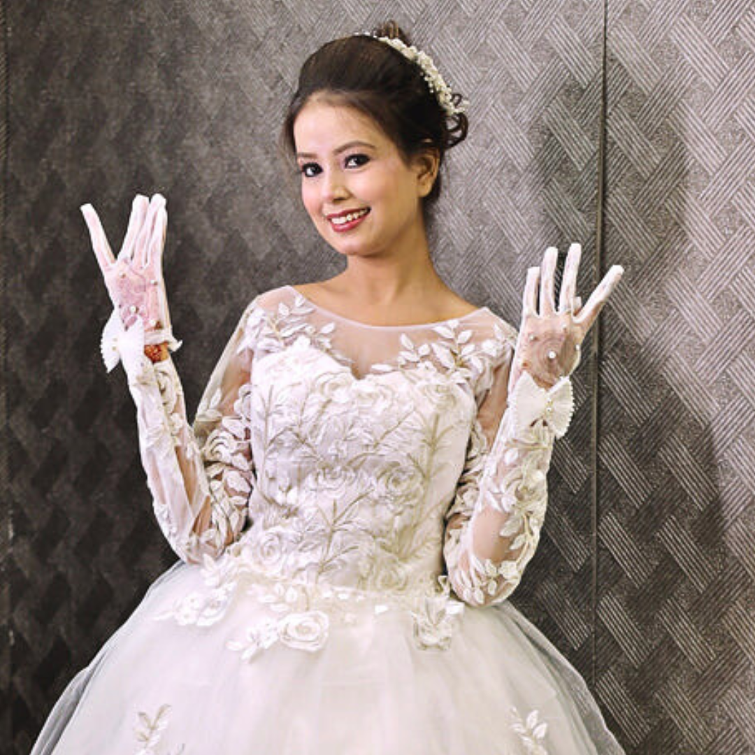 GownLink Bridal Gloves with Bow, and Lustrous Pearl Beads G112