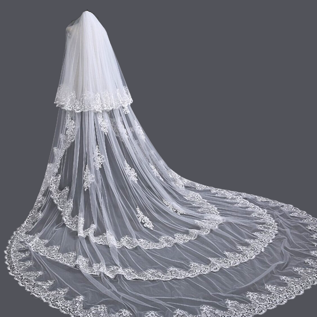   bachelorette veil  Shapouri 