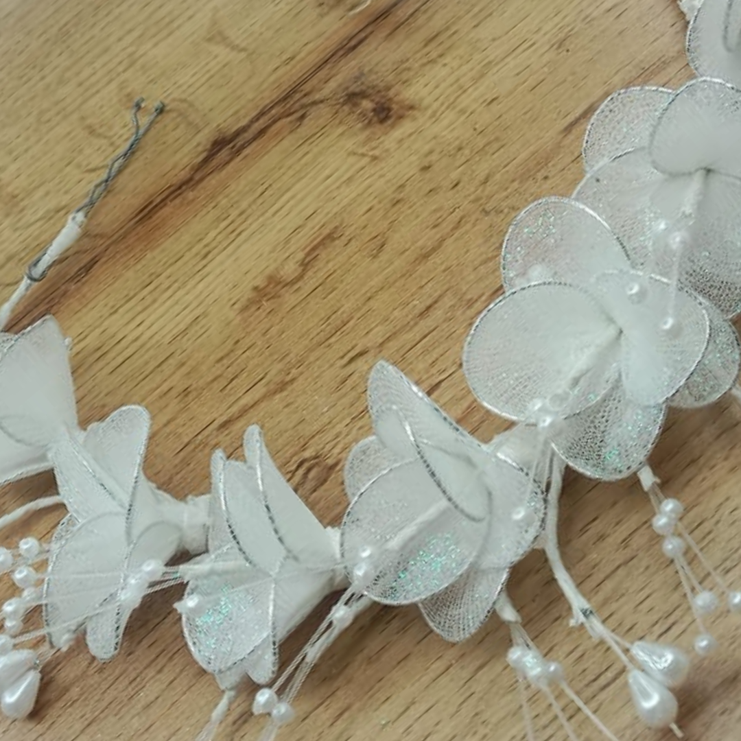 Enchanting pearl and Ivory Bridal Headpiece with shiny Accents