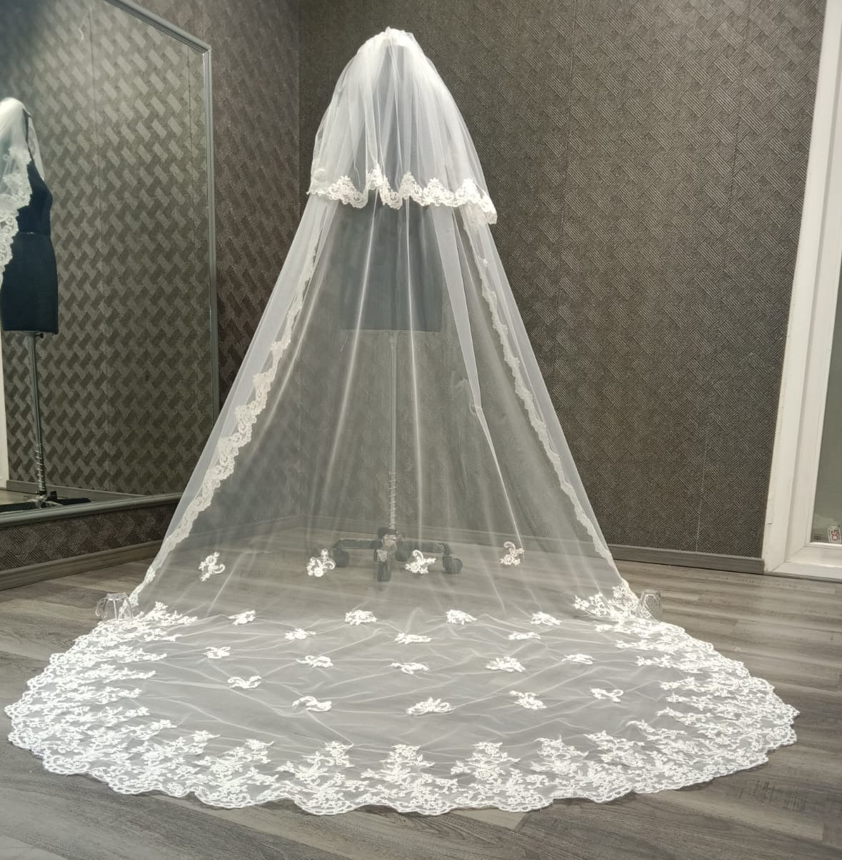 veil Lace Cathedral Wedding Veil, One Tier Lace Applique Bridal Veil Bihar