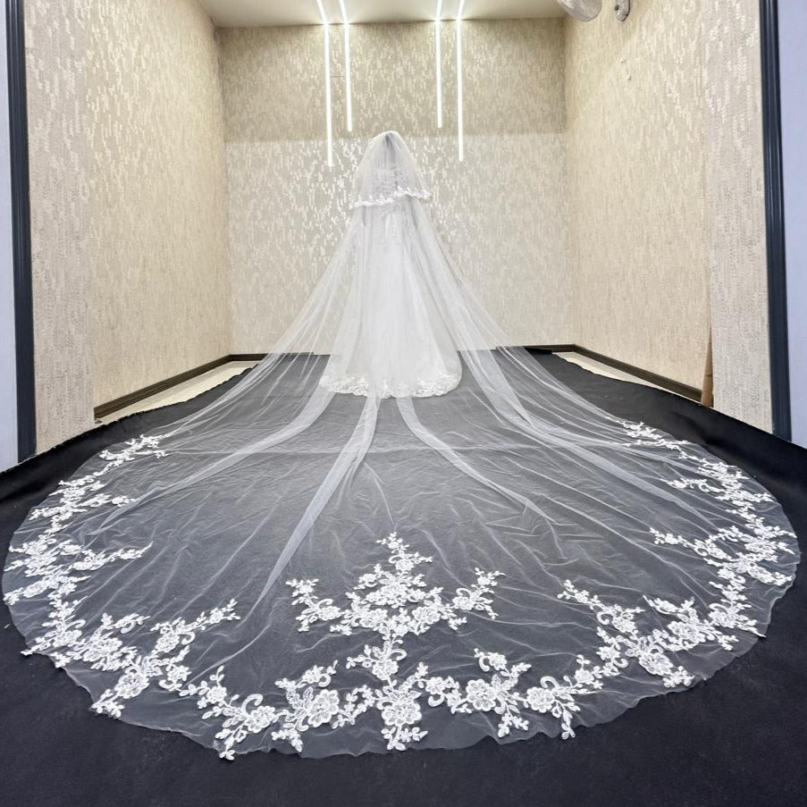 GownLink's  4 Meters Long Bridal Veil Cathedral Christian & Catholic Wedding New Lace