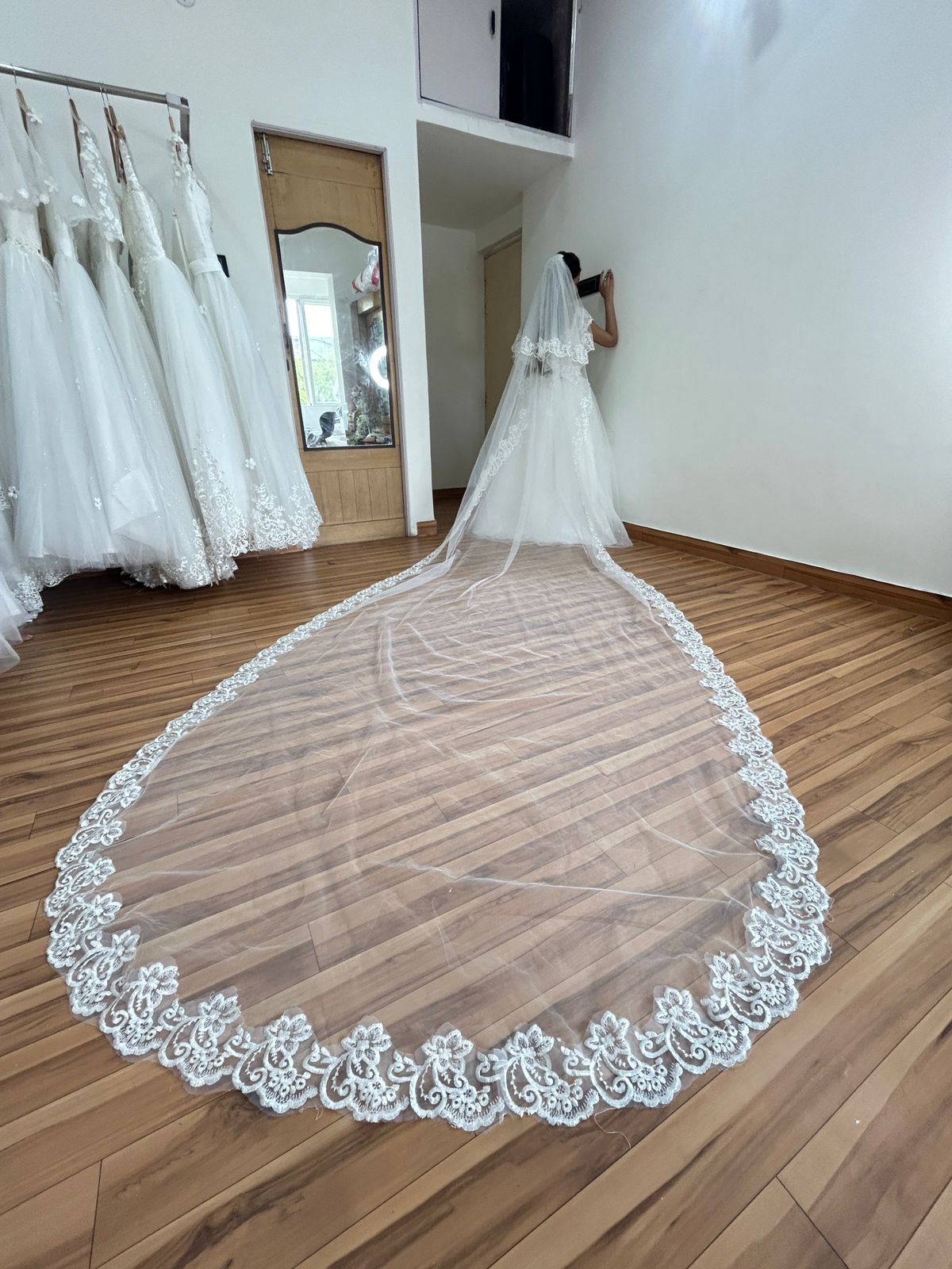 GownLink Bridal Short 1.5mtr Veil With Comb for Christian & Catholic Wedding GLV09S