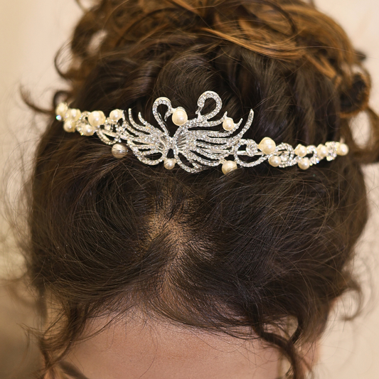 White Christain Wedding Cown for Bride in Lucknow
