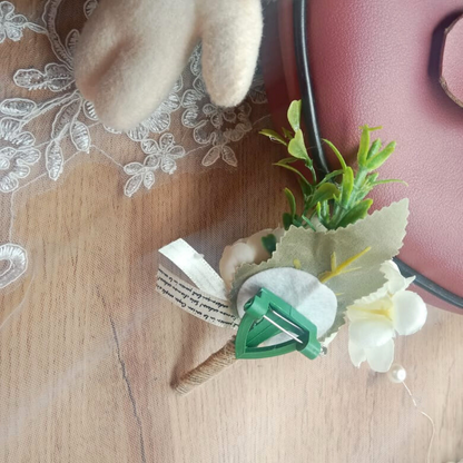  floral clutch white and gold groom for boho chic wedding  Chatra 
