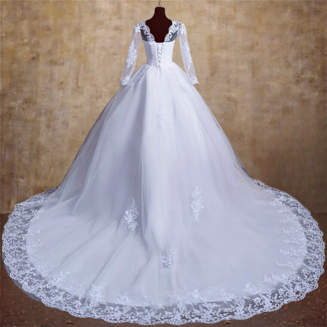 White bridal trail gown/dress with a train in Firozpur Punjab