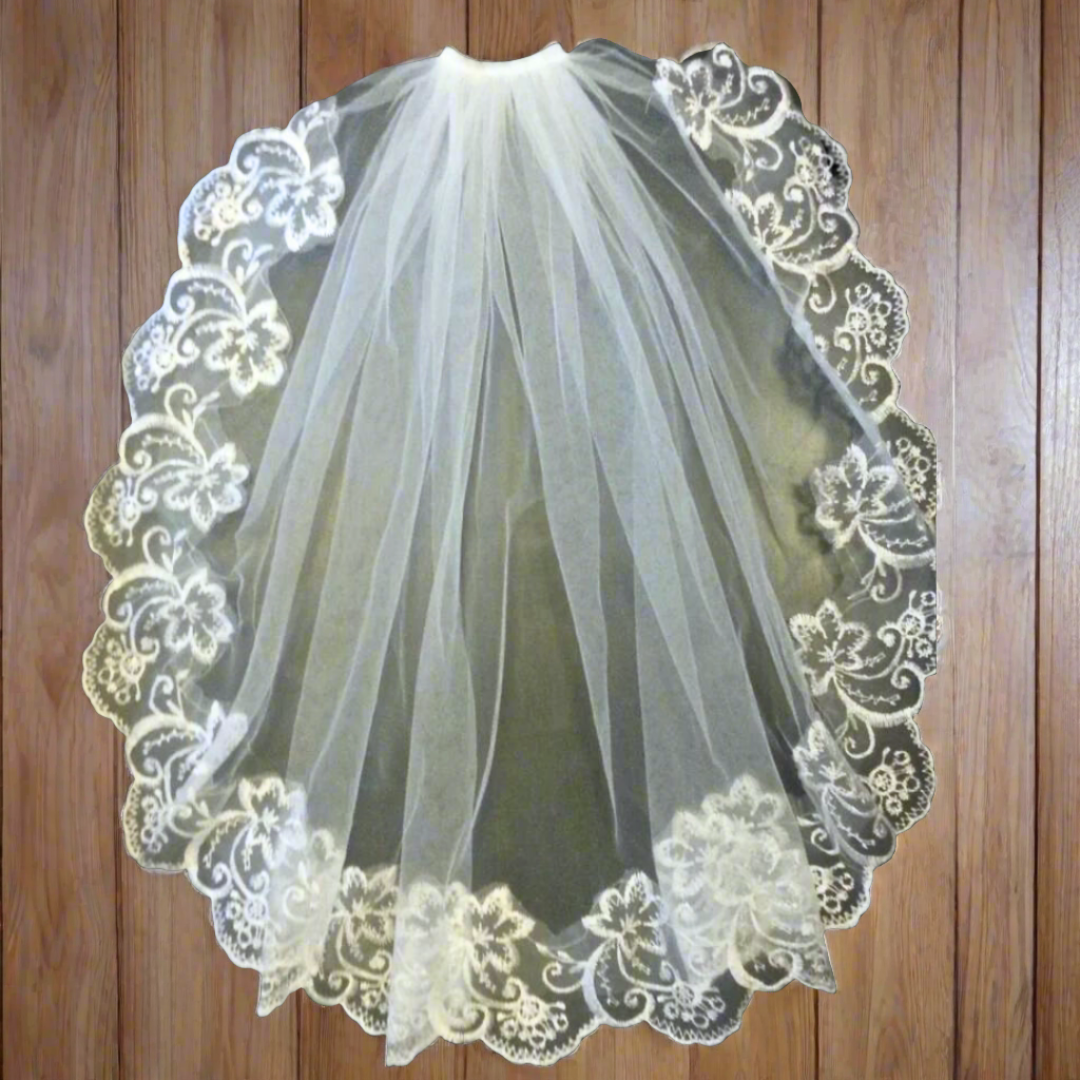 Front view of Bridal Veil draped over model — GownLink GLHLCV4