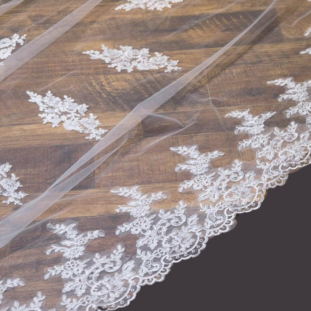 Detail of veil fabric and texture — GownLink GLVHM5A