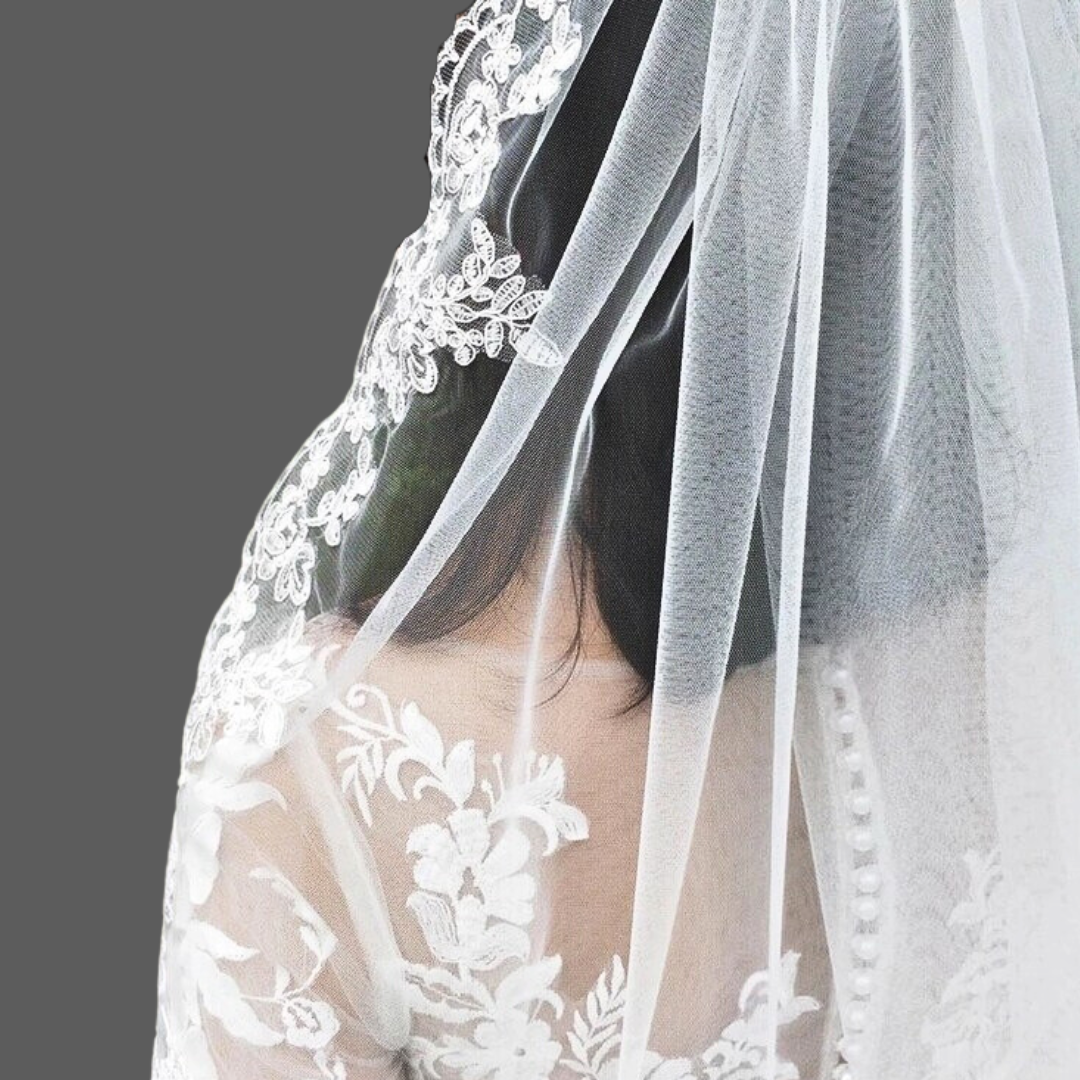 Close-up of lace edge detail on Cathedral Bridal Veil — GownLink GLV1800S