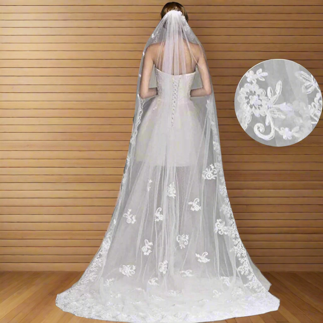 Close-up of lace edge detail on Cathedral Bridal Veil — GownLink GLVHM1