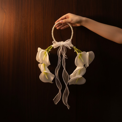 Side view of Clutch Bridal Bouquet showing shape and size — GownLink B-137