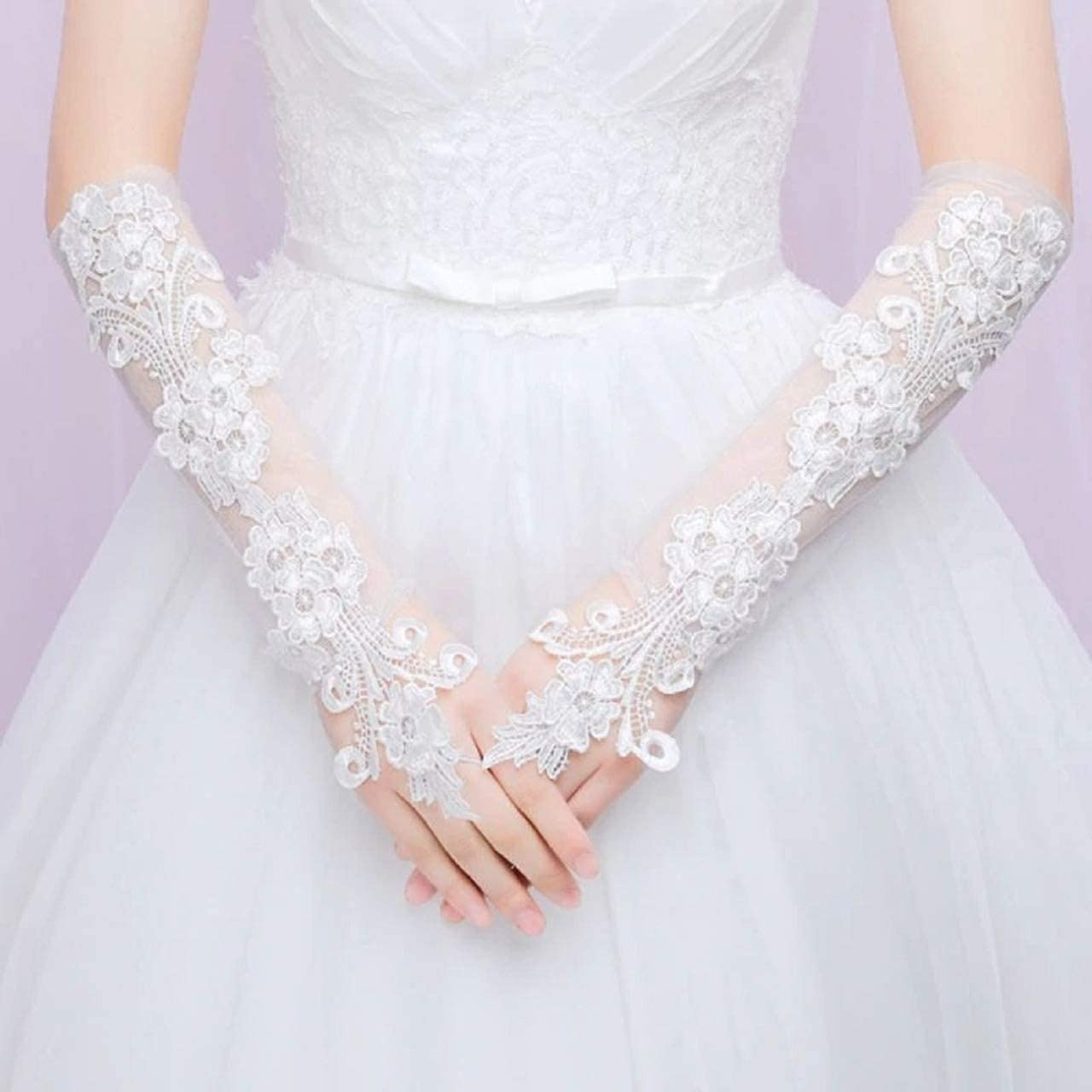Detail of accessories in Full Bridal Combo Set — GownLink GOWNLINKS