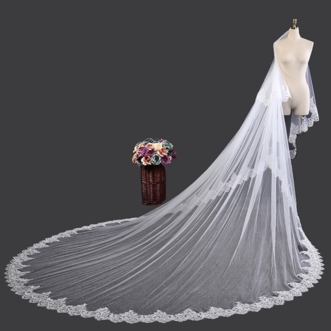 Detail of veil fabric and texture — GownLink GLVHL02