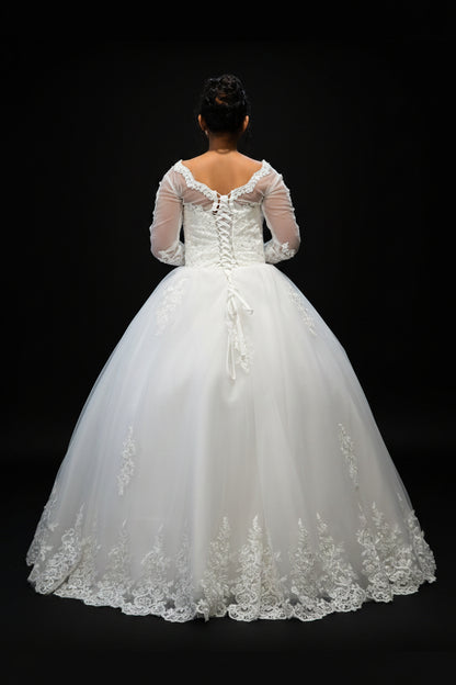 Detail of neckline and bodice on White Ball Gown — GownLink GLGB150