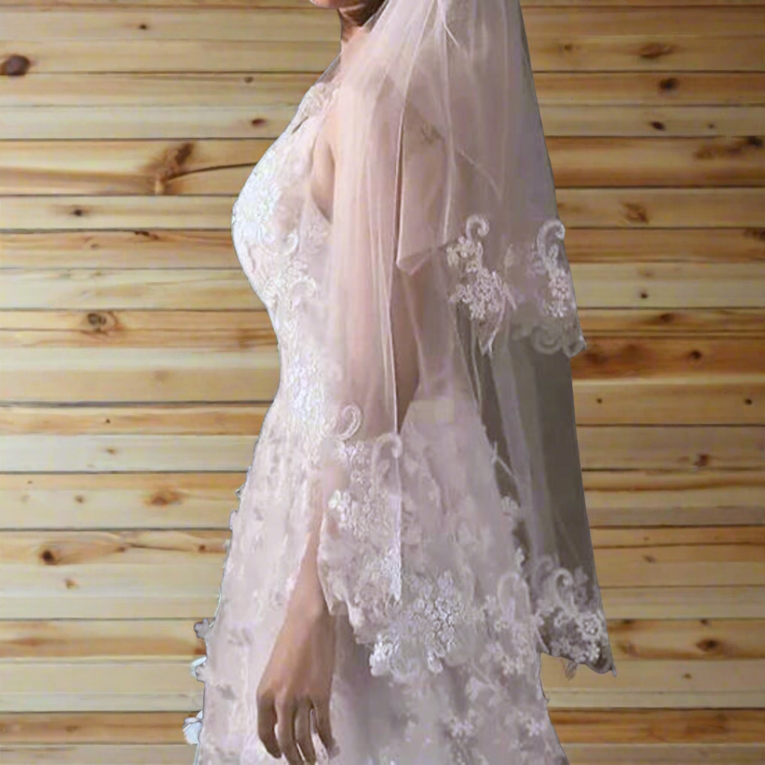 Detail of veil fabric and texture — GownLink GLHLCV7