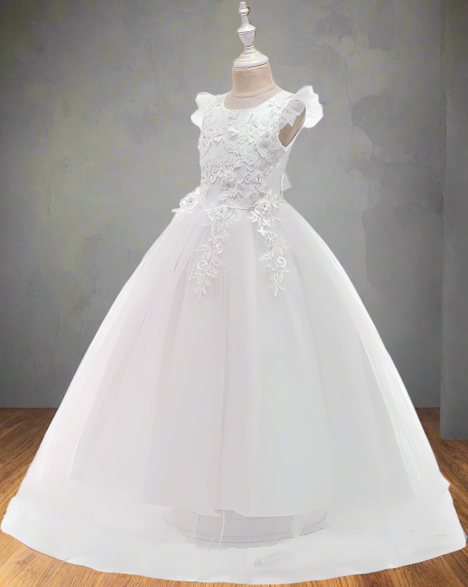 Hem and train lace detail on White Bridal Gown Satin — GownLink COMMUNION