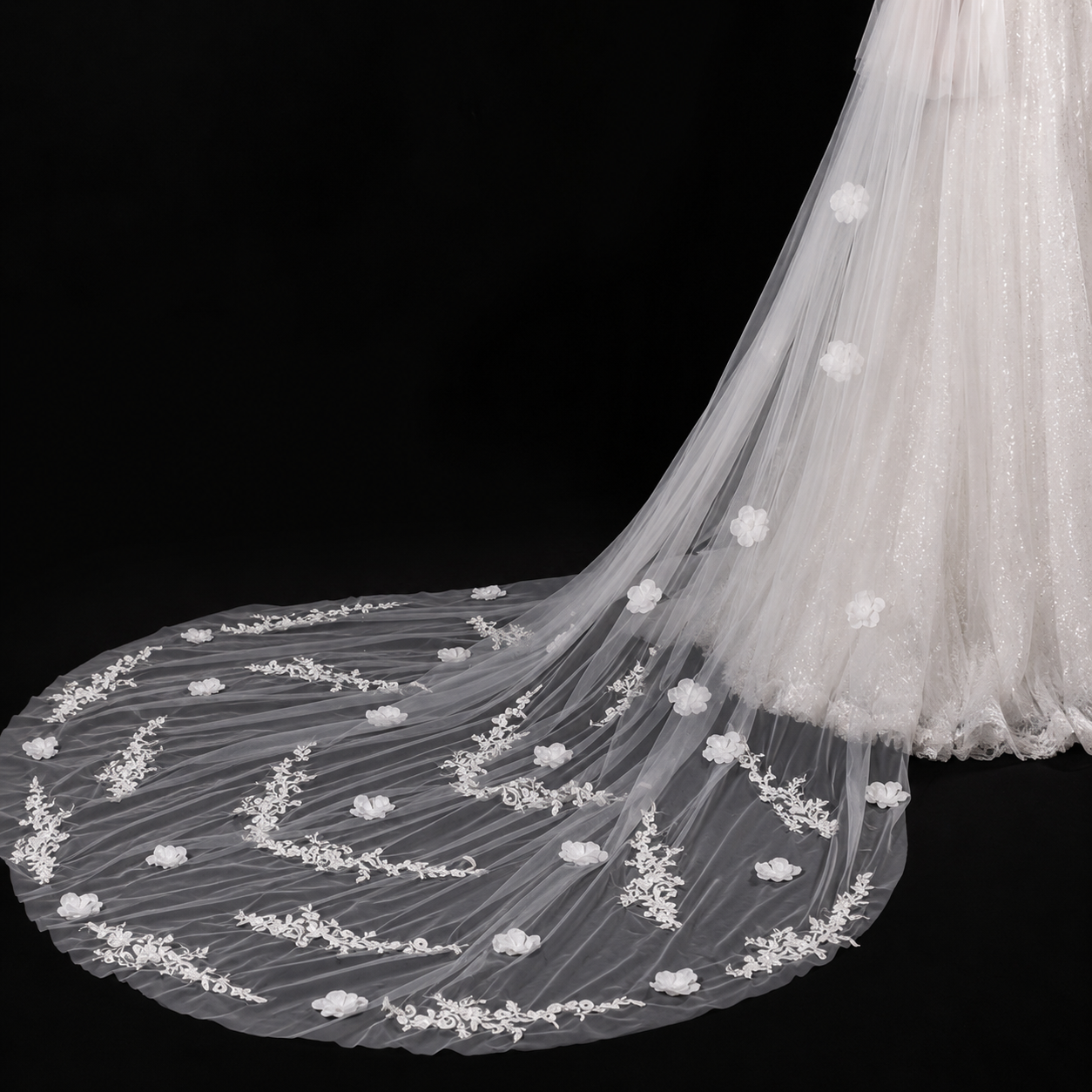 Side view of Cathedral Bridal Veil with comb attachment visible — GownLink GLVHM8