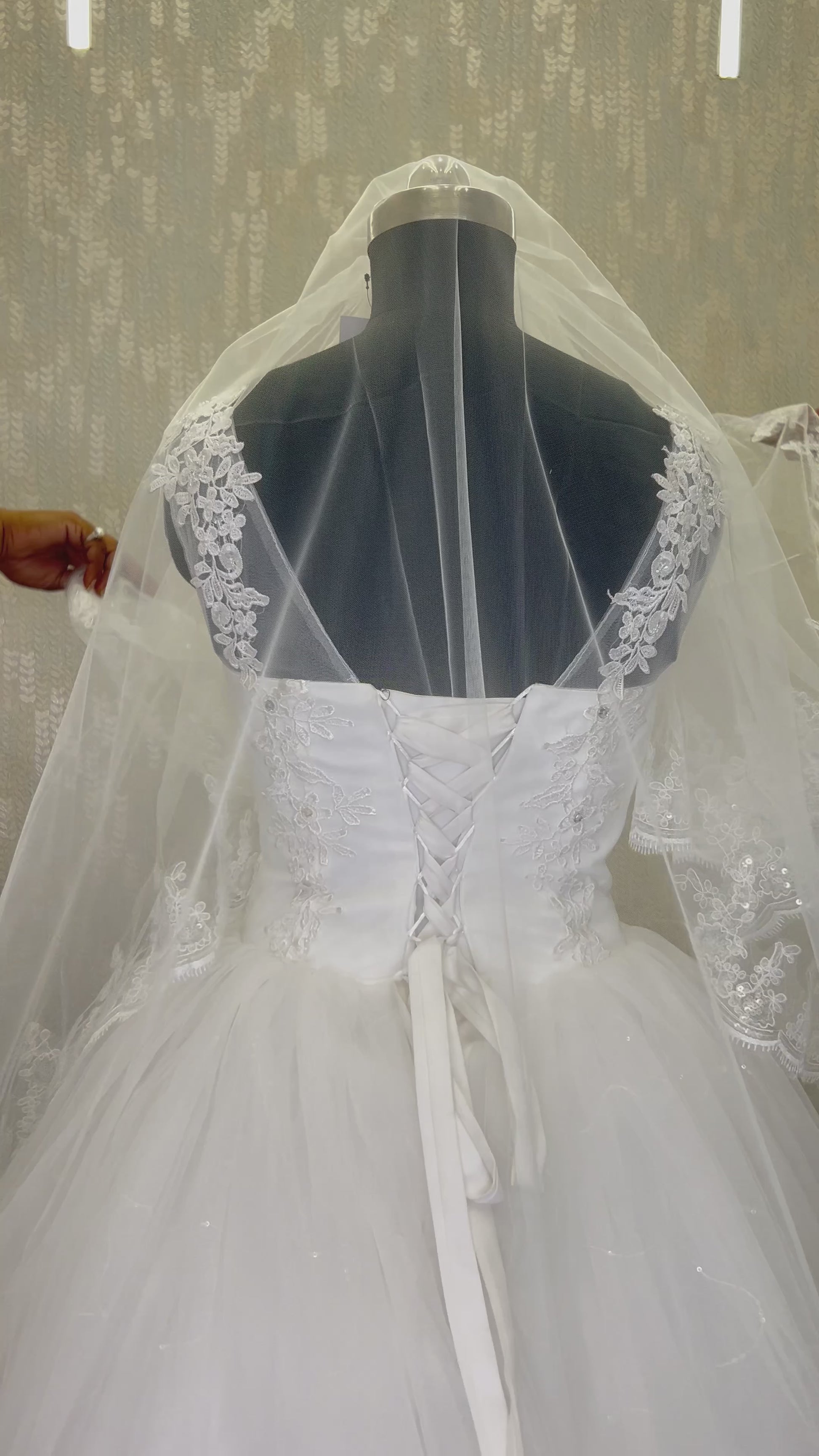 3 meter long veil for christian bride