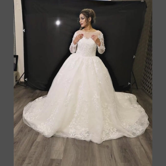 Long sleeve Christain wedding Gown in Jammu & Kashmir