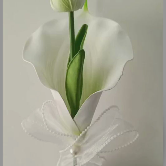 GownLink White and green color Bridesmaid Bouquet Set of Two