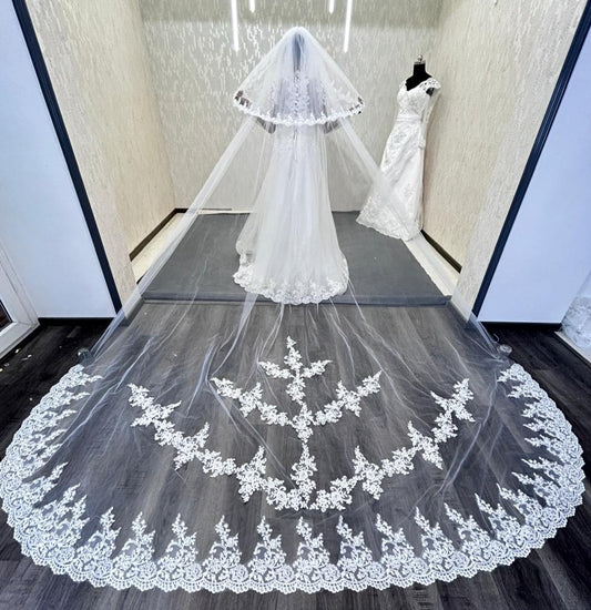 GownLink's Exquisite 3.5m Long 80 Inch Width Bridal Veil with Patchwork for Christian & Catholic Wedding GAVL007