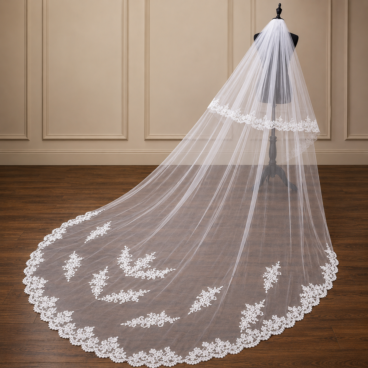 Detail of veil fabric and texture — GownLink GLVP21