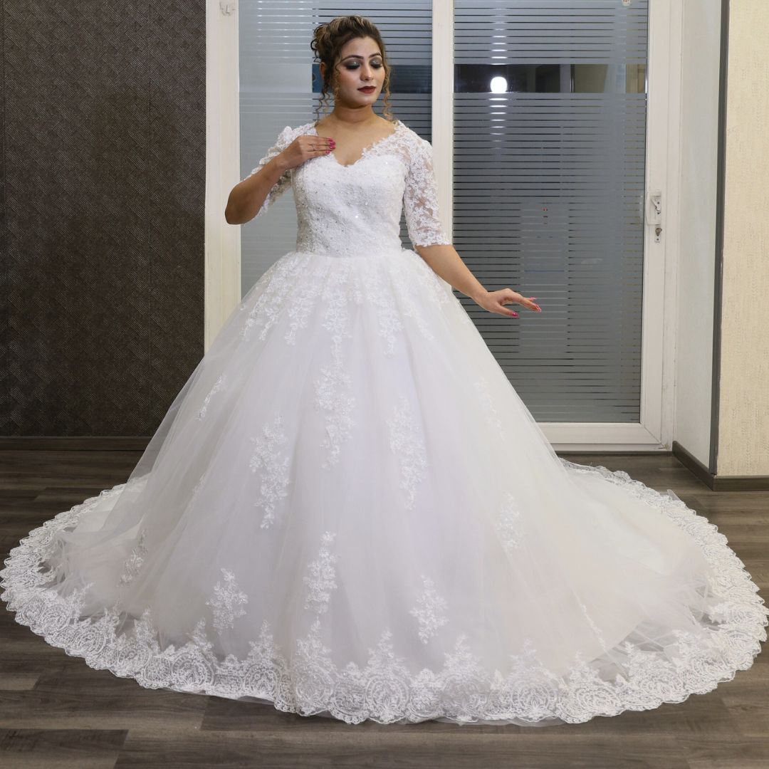 White sparkling gown in Delhi  Rohini
